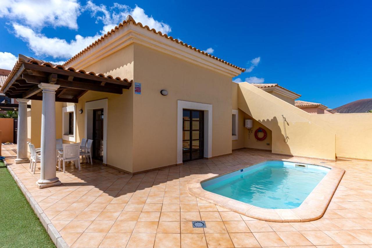 Villa Serenity Private Pool Corralejo By Holidays Home Екстериор снимка