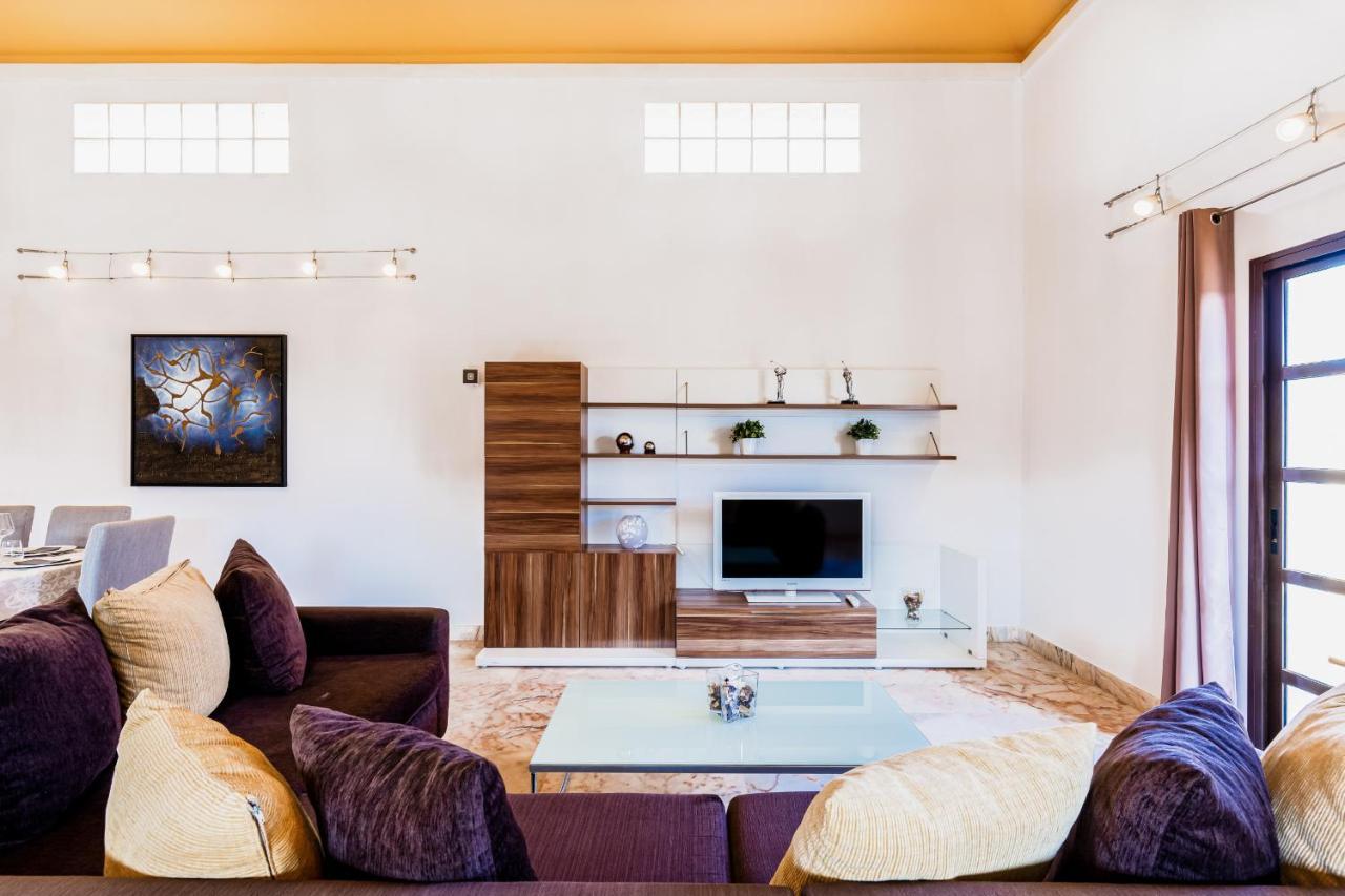Villa Serenity Private Pool Corralejo By Holidays Home Екстериор снимка